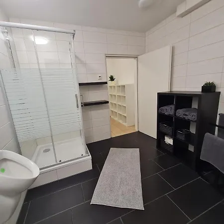 Monteurswohnung Deluxe Kwatera prywatna *